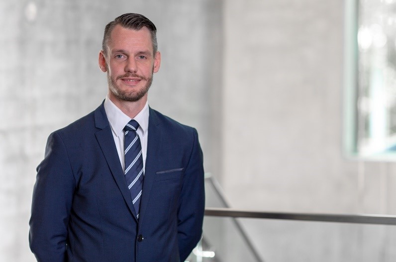 Prof. Alexander Stolz