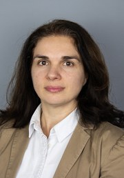 Oana.jpg